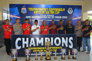 Irjen Pol Dwi Irianto Tutup Pelaksanaan Turnamen Sepak Bola Kapolda Sultra Cup 2024