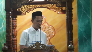 Di Hari Pertama Safari Ramadhan Bupati Dan Wakil Bupati Menyerahkan Sejumlah Bantuan