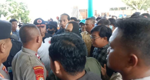 Demo di Kantor Inspektorat Konawe Memanas, Massa Nyaris Bentrok dengan Pejabat