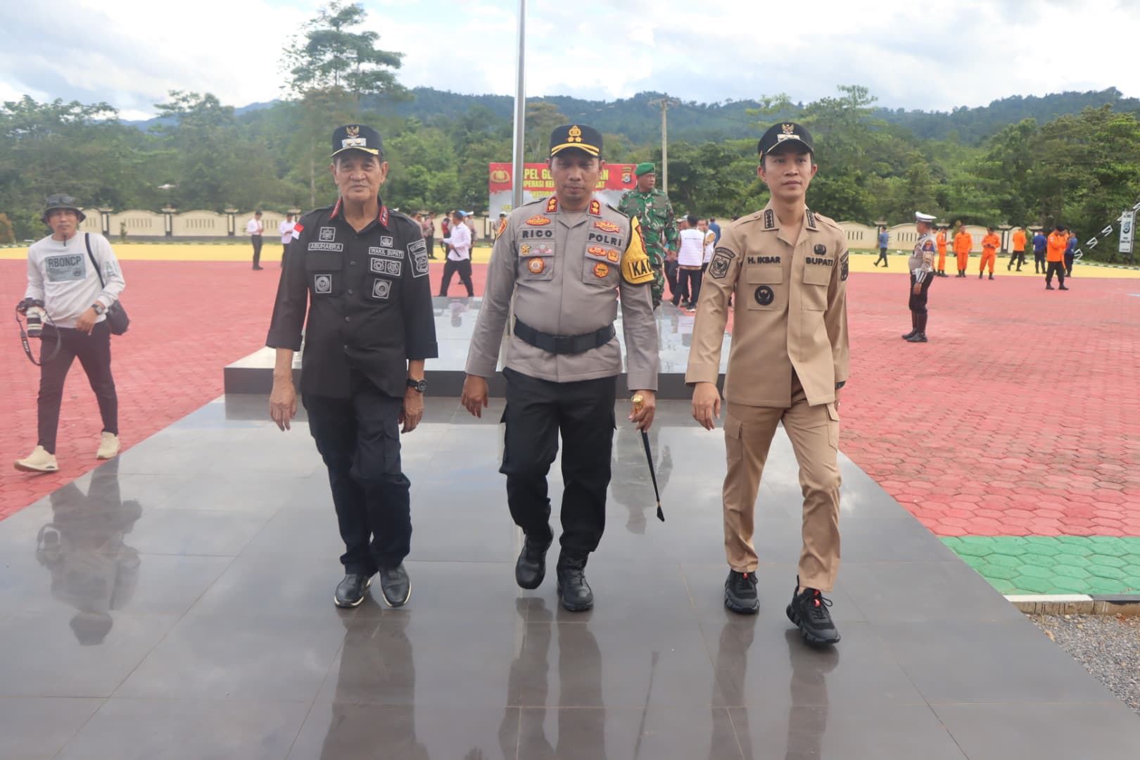 Kapolres Konawe Utara Pimpin Apel Gelar Pasukan Operasi Ketupat Anoa 2025, Mudik Aman Keluarga Nyaman