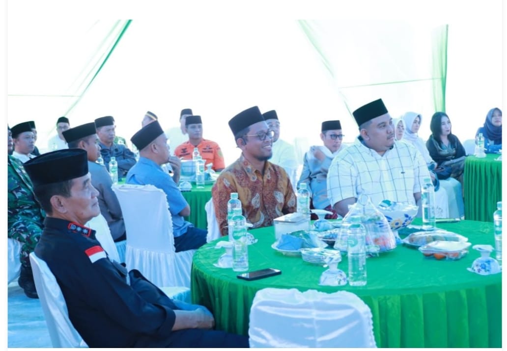 Melaksanakan Safari Ramadhan; Pemda Konut Dan PT. Antam Memberikan Sejumlah Bantuan Kepada Masyarakat Kec Molawe Dan Lasolo Kepulauan