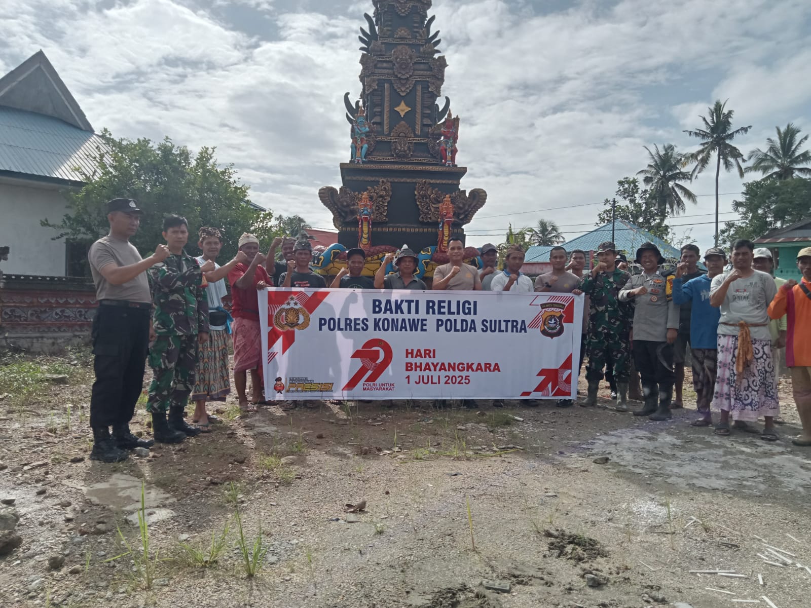 Menyambut (HUT) Bayangkara ke 79 tahun Polsek Wonggeduku melakukan BAKTI RELIGI Di kelurahan puuduria 19 Juni 2025