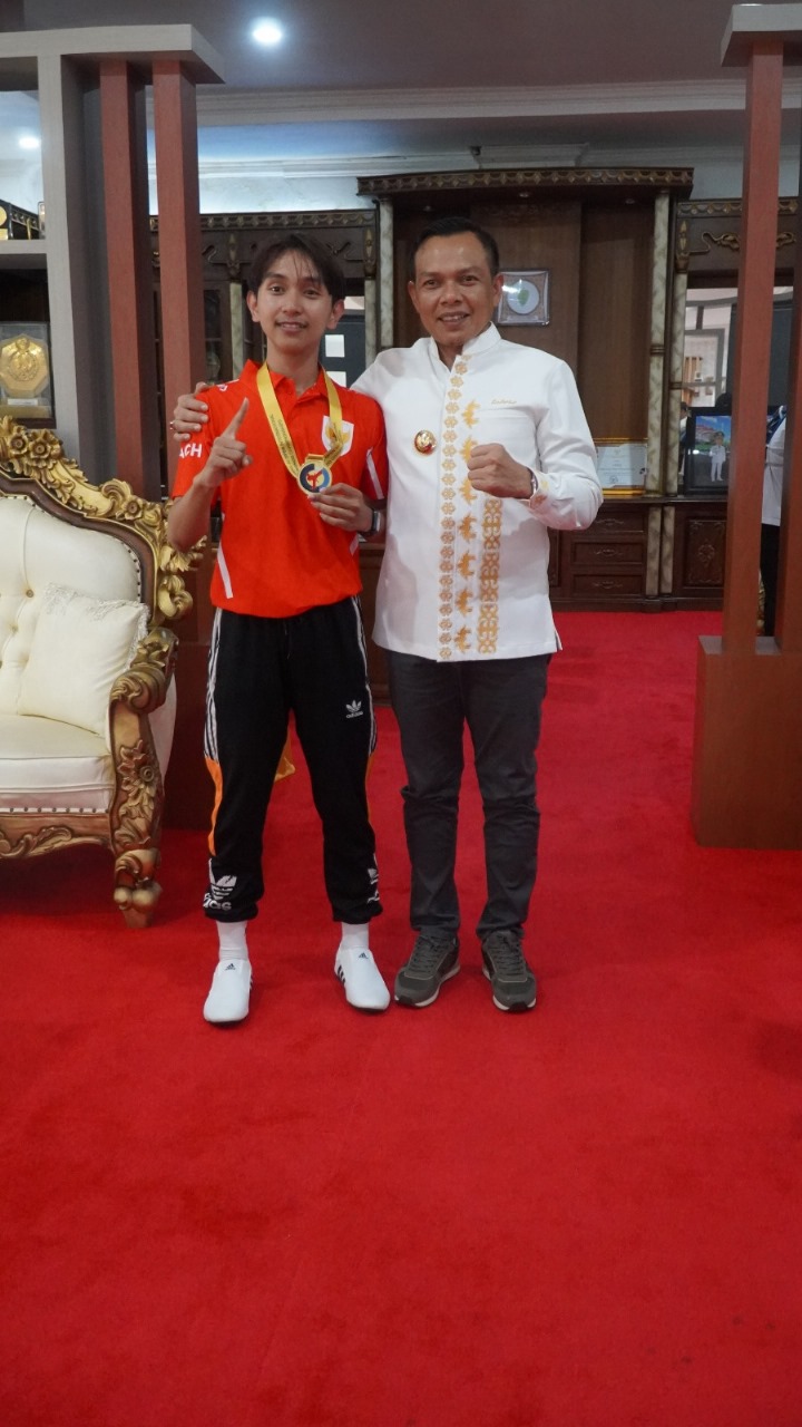 Rahmat Lagaligo, Sang Jawara Taekwondo Konawe, Pulang Bawa Emas dari Gwangju Open 2025Bupati Yusran Akbar: “Ini Bukti Konawe Punya Bakat Kelas Dunia!”