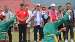 Dalam Memperingati Hari Kemerdekaan Republik Indonesia; Bupati Konut Membuka Kegiatan Porseni Tingkat Lasolo
