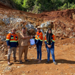 Sinergi PT. Sumber Bumi Putra dan PT. Bumi Konawe Minerina dalam Membangun Musholla di Desa Tapunggaya