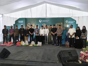 Safari Ramadhan PT Antam UBPN Konawe Utara di Kecamatan Molawe, Salurkan 1.000 Paket Sembako untuk Masyarakat