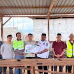 PT BKM Salurkan Beasiswa untuk Mahasiswa Tapunggaya dan Tapuemea Melalui Program PPM