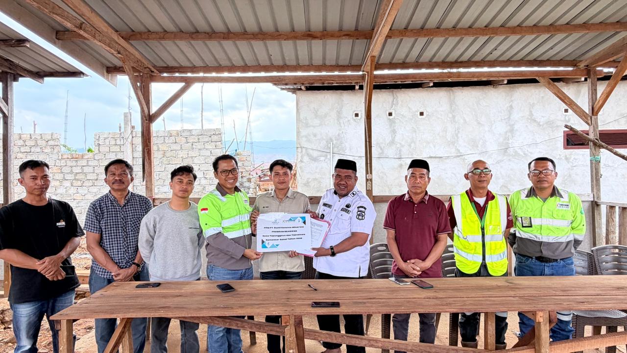 PT BKM Salurkan Beasiswa untuk Mahasiswa Tapunggaya dan Tapuemea Melalui Program PPM