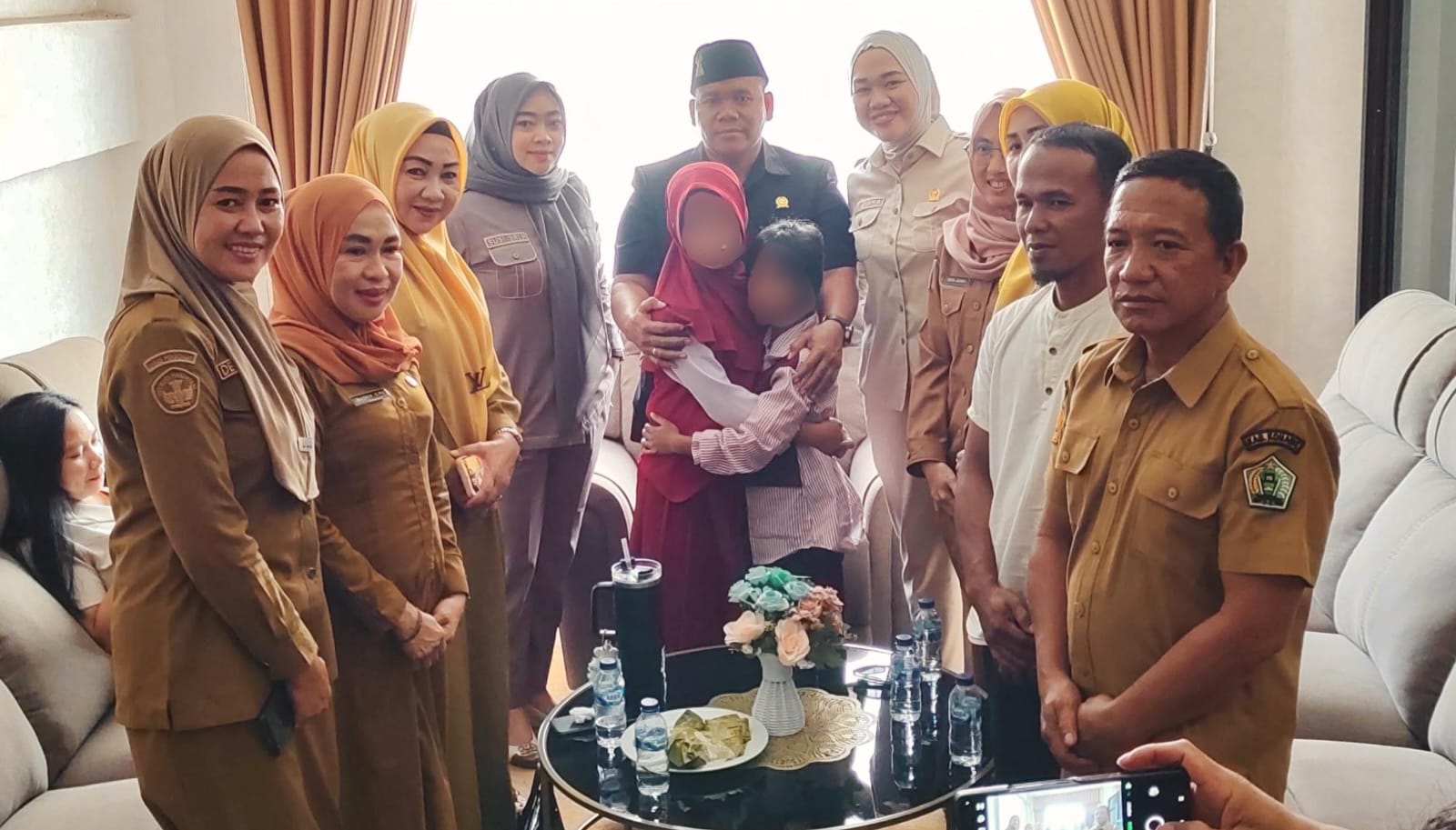 Kedua Siswi Berdamai Usai Dilakukan Mediasi Oleh Ketua DPRD Kabupaten Konawe