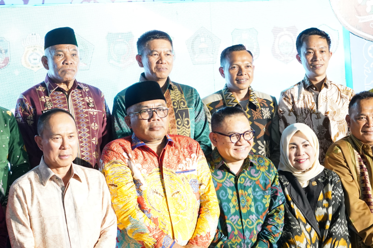 Bupati Konawe Utara Hadiri Gala Dinner Musrenbang Sultra 2026, Dorong Sinergi dan Perencanaan Partisipatif