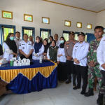 Bupati Konawe H.Yusran Akbar,S.T turun langsung mengunjungi korban yang terdampak banjir di Desa Dawi-dawi