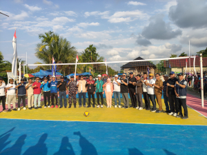 Bupati Ikbar Resmi Buka Turnamen Karang Taruna Konawe Utara Cup I di Desa Mataiwoi