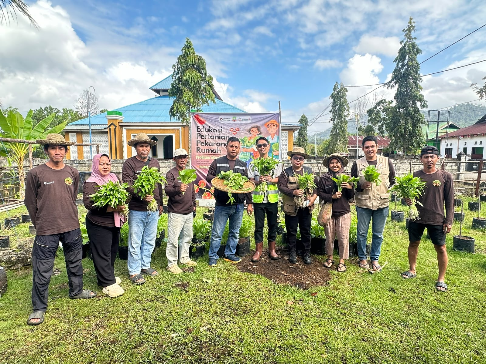 PT ANTAM UBPN Konawe Utara Gelar Panen Perdana Program Mandiri Pangan, Dorong Kemandirian dan Ketahanan Pangan Masyarakat