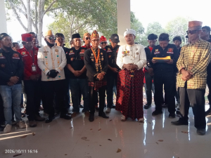 Warisan Leluhur Jadi Fokus Milad ke-5 TWK,  Ketum TWK Asrif Banasuru Terima Tiga Penghargaan Adat